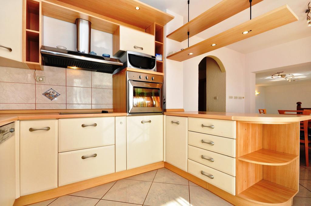 Apartment Luxury Cream Kaštela Zimmer foto